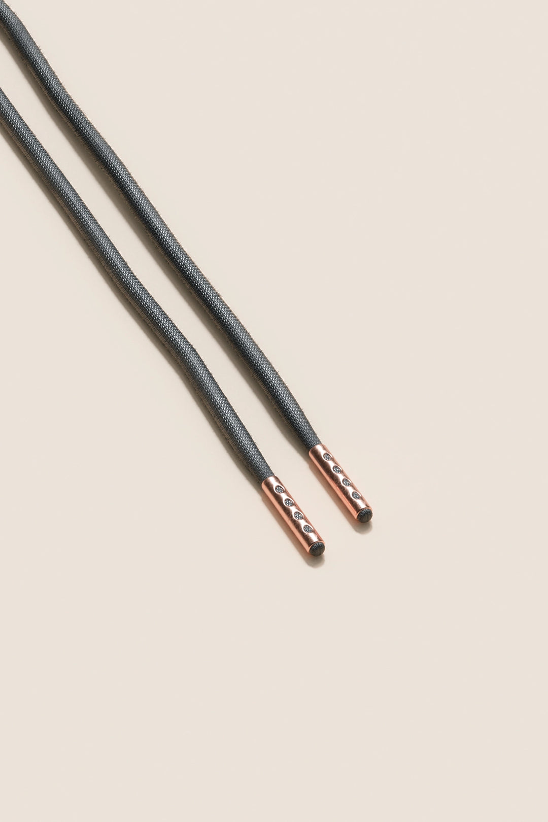 Senkels Charcoal 4mm Round Waxed Shoelaces with Rose Gold Aglets