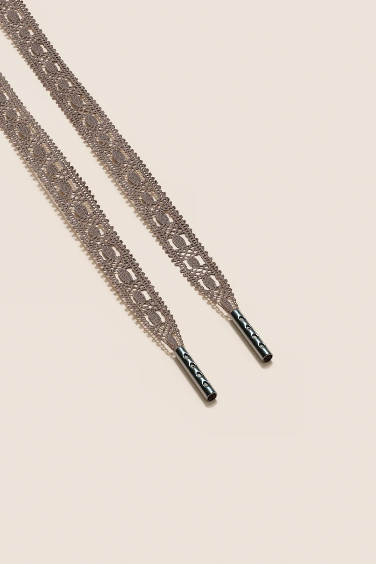 Senkels Night Grey Crochet Shoelaces with Black Nickel Aglets